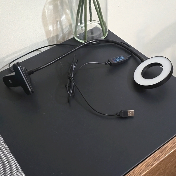 USB LED Desk Lamp - Picture 1 of 5